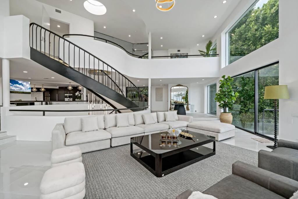 Luxury Yacht Mansion In Bel Air * Los Ángeles