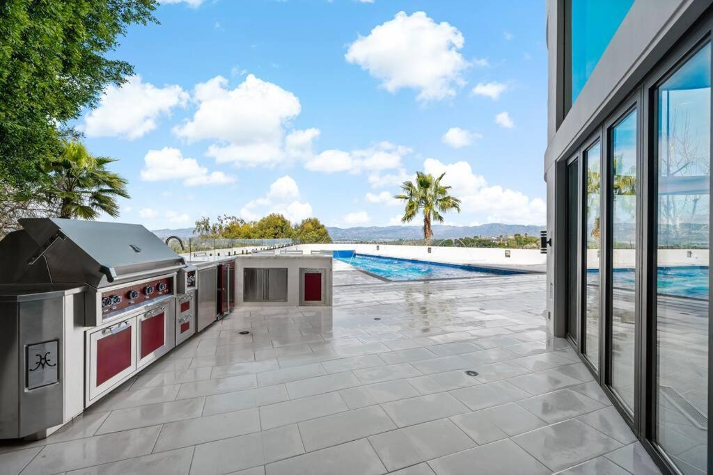 Luxury Yacht Mansion In Bel Air Los Ángeles