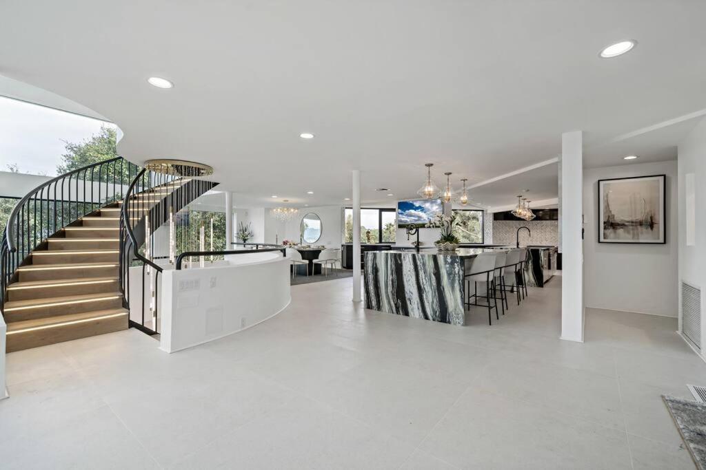 Luxury Yacht Mansion In Bel Air Los Ángeles